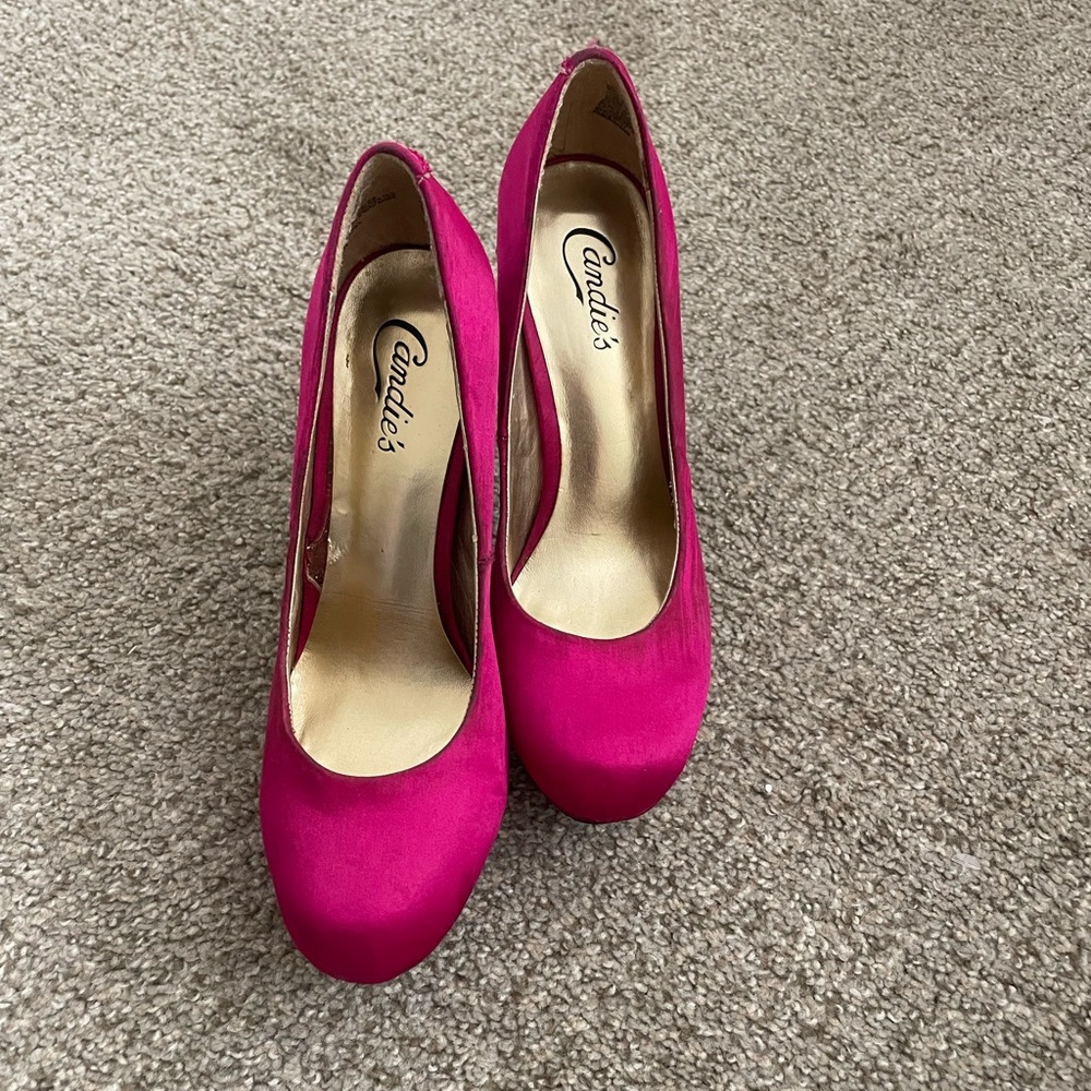 Magenta & Gold heels